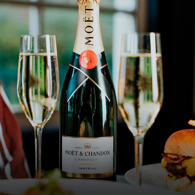 Wine & Drinks menu at The Crown